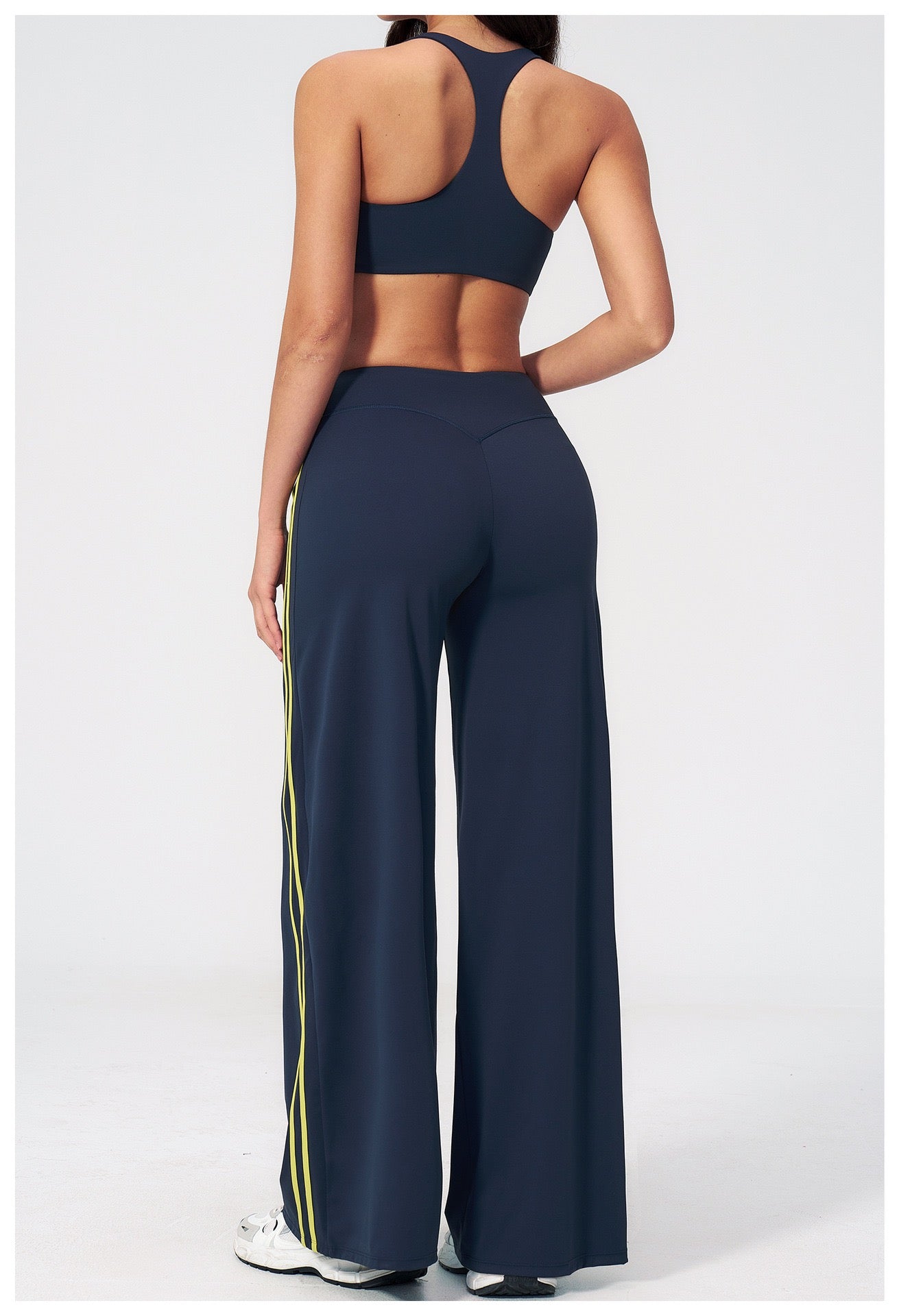 Solstice Flow Wide-Leg Set
